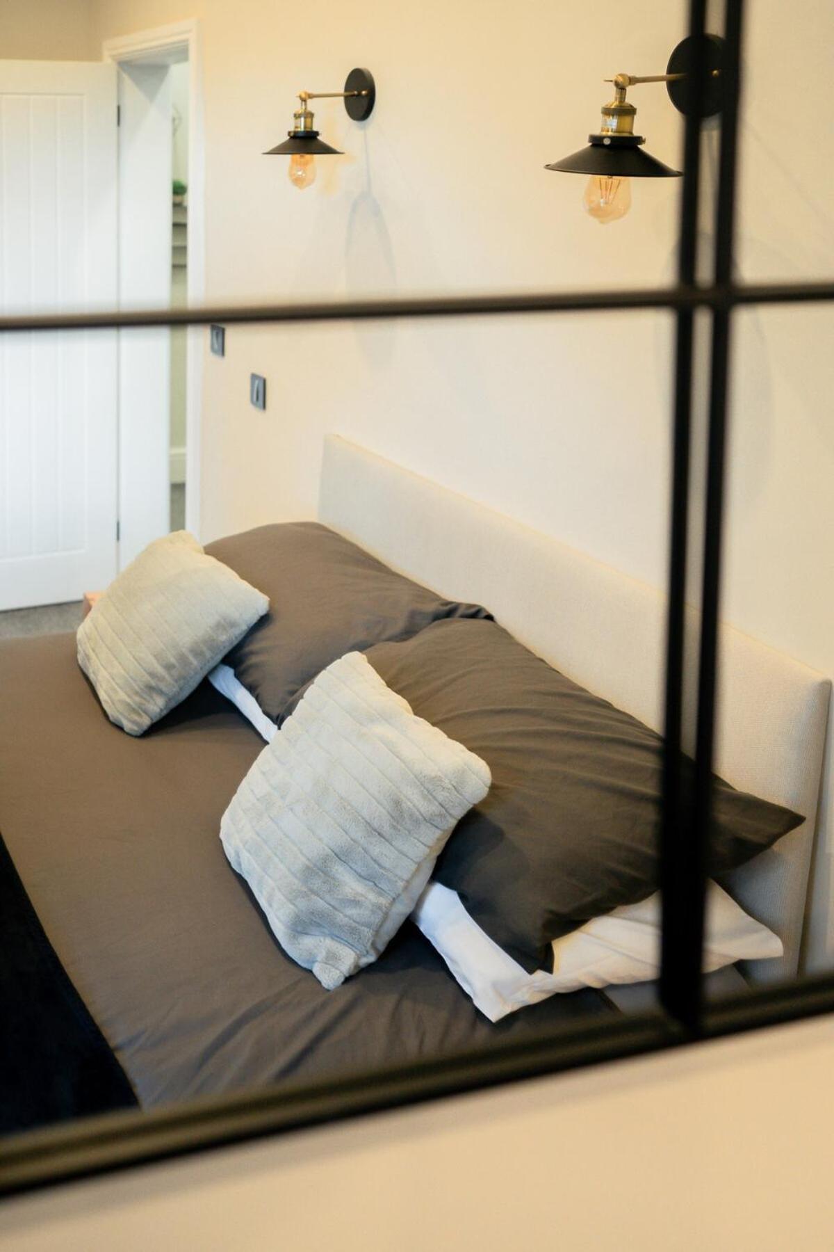 Modern 5 Bedroom Terraced Luxurious House Colwyn Bay Kültér fotó