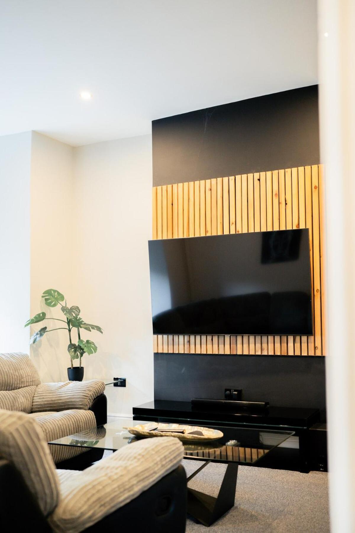 Modern 5 Bedroom Terraced Luxurious House Colwyn Bay Kültér fotó